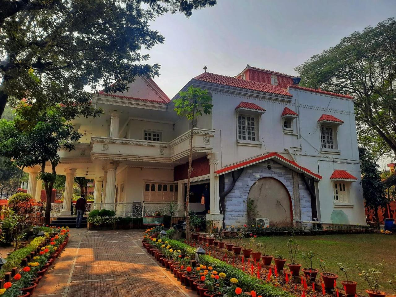 Hotel Swet Aparajita Bolpur Esterno foto