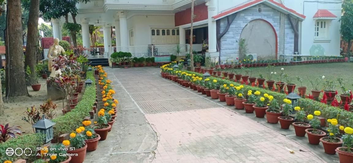 Hotel Swet Aparajita Bolpur Esterno foto