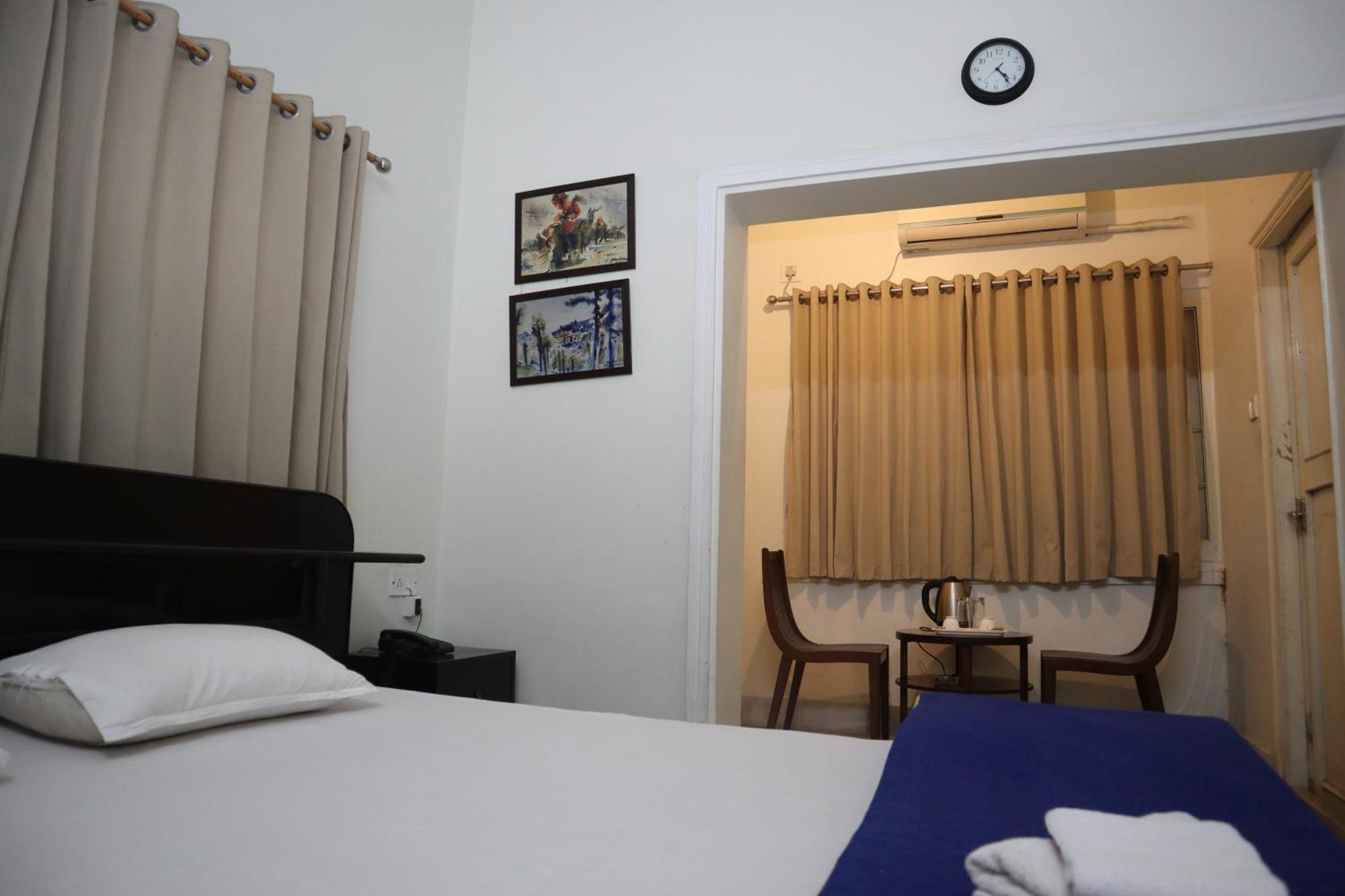 Hotel Swet Aparajita Bolpur Esterno foto